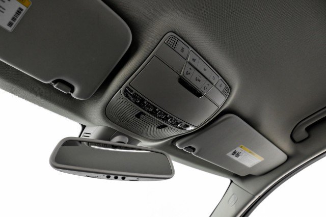 Used 2017 Mercedes-Benz C 300 Sedan image 33