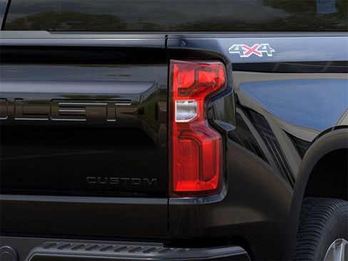 New 2026 Chevrolet Silverado 1500 Custom w/ LPO, Dark Essentials Package image 12