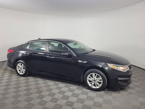 Used 2018 Kia Optima LX FWD image 11