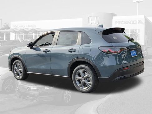 New 2026 Honda HR-V LX image 3