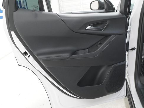New 2026 Chevrolet Equinox LT w/ Midnight Edition FWD image 29