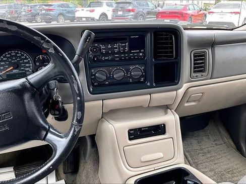 Used 2001 GMC Yukon SLE RWD image 9