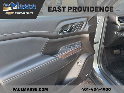 Certified 2022 GMC Acadia Denali w/ Denali Ultimate Package image 10