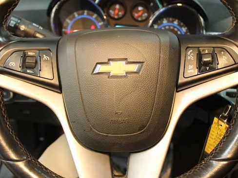 Used 2016 Chevrolet Cruze LT w/ Sun, Sound and Sport Package FWD image 18