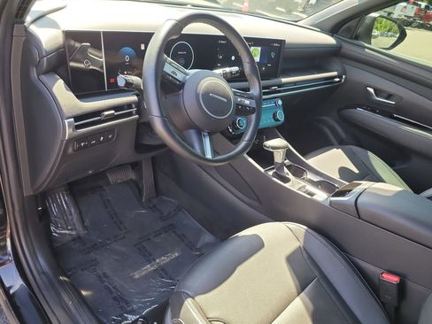 Used 2025 Hyundai Santa Cruz Limited AWD/4WD image 15
