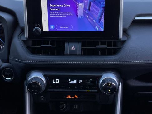 Used 2025 Toyota RAV4 XLE image 18