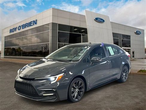 Used 2023 Toyota Corolla SE image 1