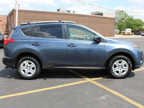 Used 2014 Toyota RAV4 LE AWD/4WD image 5
