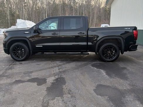 Certified 2022 GMC Sierra 1500 Elevation w/ Elevation Premium Package image 2