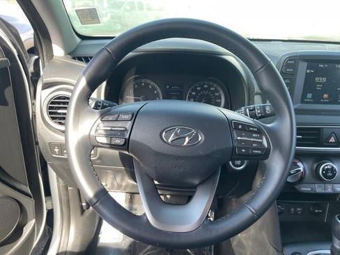 Used 2020 Hyundai Kona SEL image 9