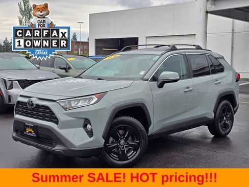 Used 2019 Toyota RAV4 XLE AWD/4WD image 1