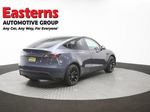 Used 2021 Tesla Model Y Long Range AWD/4WD image 36