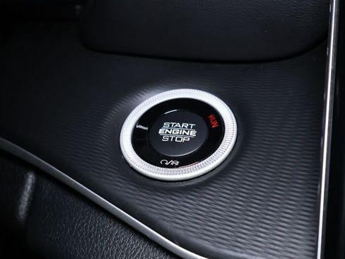 Used 2023 Jeep Grand Cherokee L Laredo image 30