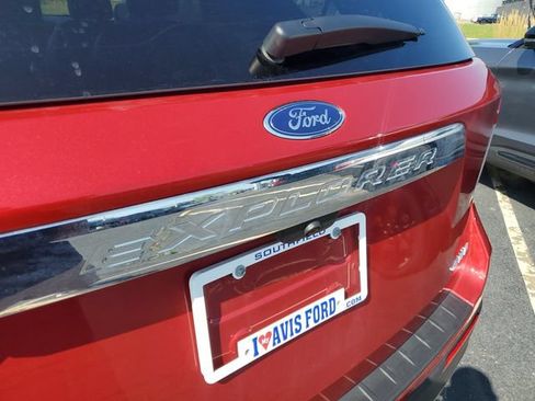 Certified 2024 Ford Explorer XLT w/ Equipment Group 202A AWD/4WD image 33