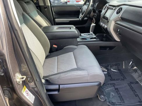 Used 2016 Toyota Tundra SR5 w/ SR5 Upgrade Package image 47