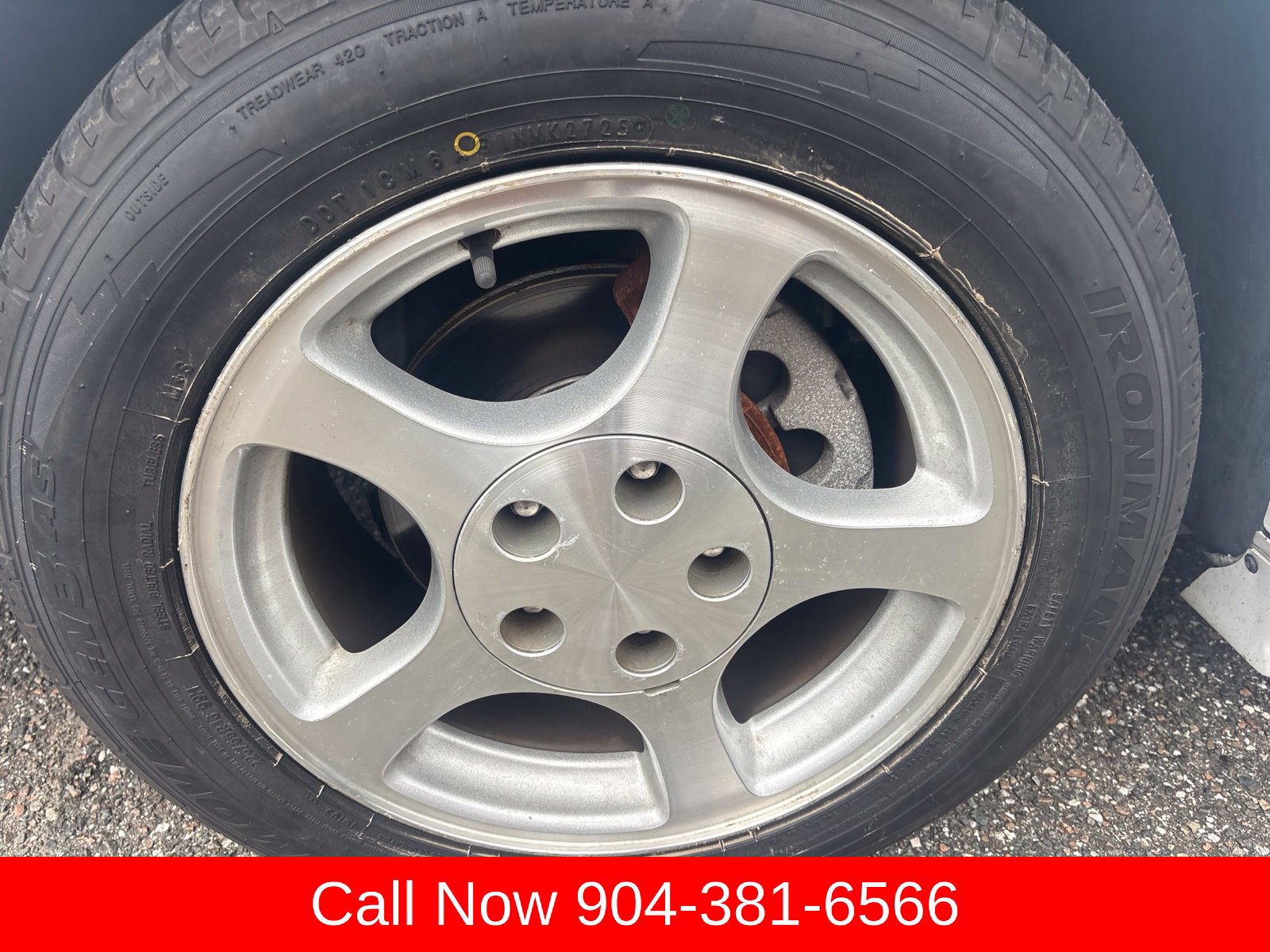 Used 2002 Ford Mustang Convertible RWD image 11