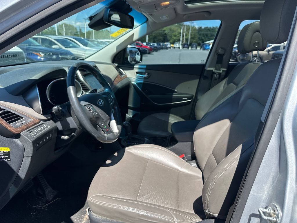 Used 2019 Hyundai Santa Fe XL AWD/4WD image 10