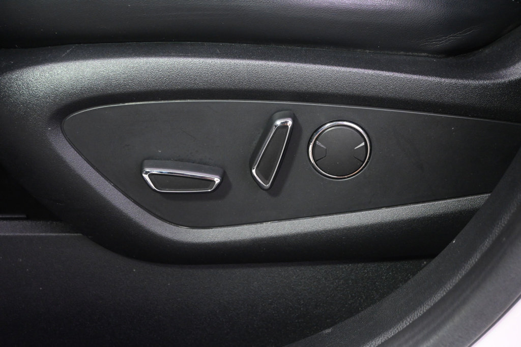 Used 2018 Lincoln MKX Reserve AWD/4WD image 14