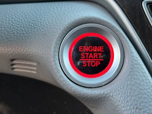 Used 2018 Honda Accord EX image 23