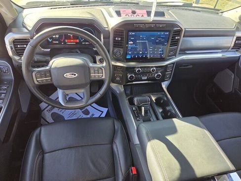 Used 2023 Ford F150 Lariat w/ Trailer Tow Package image 9