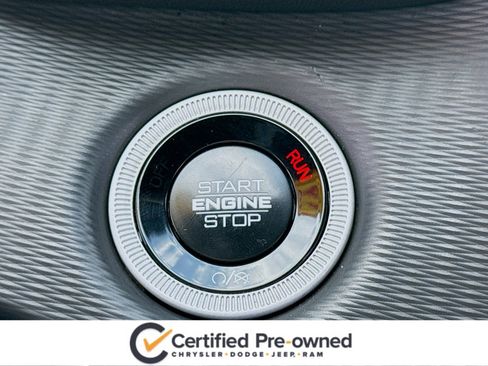 Certified 2024 Jeep Grand Cherokee Altitude image 9