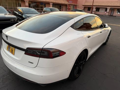Used 2016 Tesla Model S 70D AWD/4WD image 6