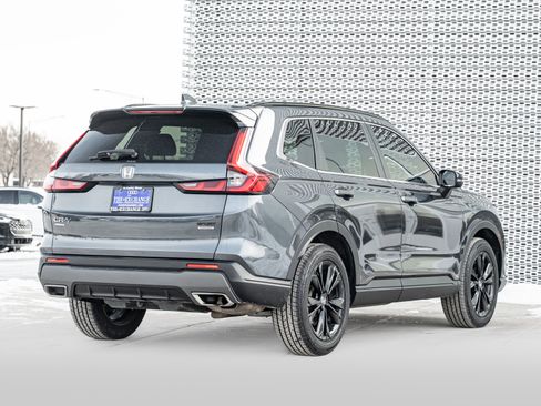 Used 2024 Honda CR-V Sport Touring image 3