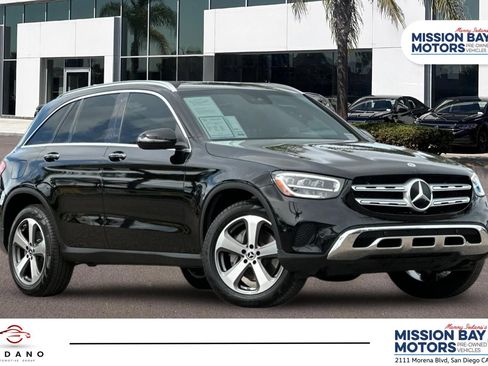 Used 2022 Mercedes-Benz GLC 300 image 1