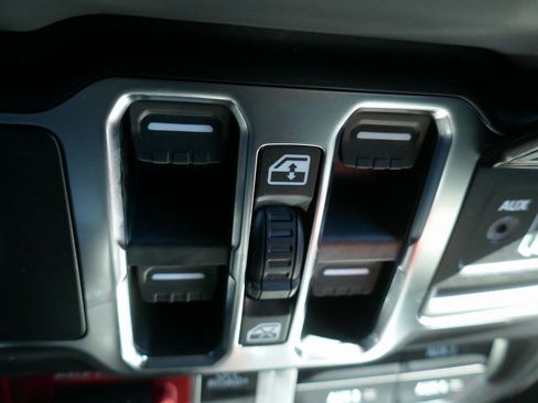 New 2026 Jeep Gladiator Mojave AWD/4WD image 19