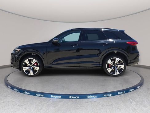 New 2026 Audi SQ5 Premium Plus AWD/4WD image 8