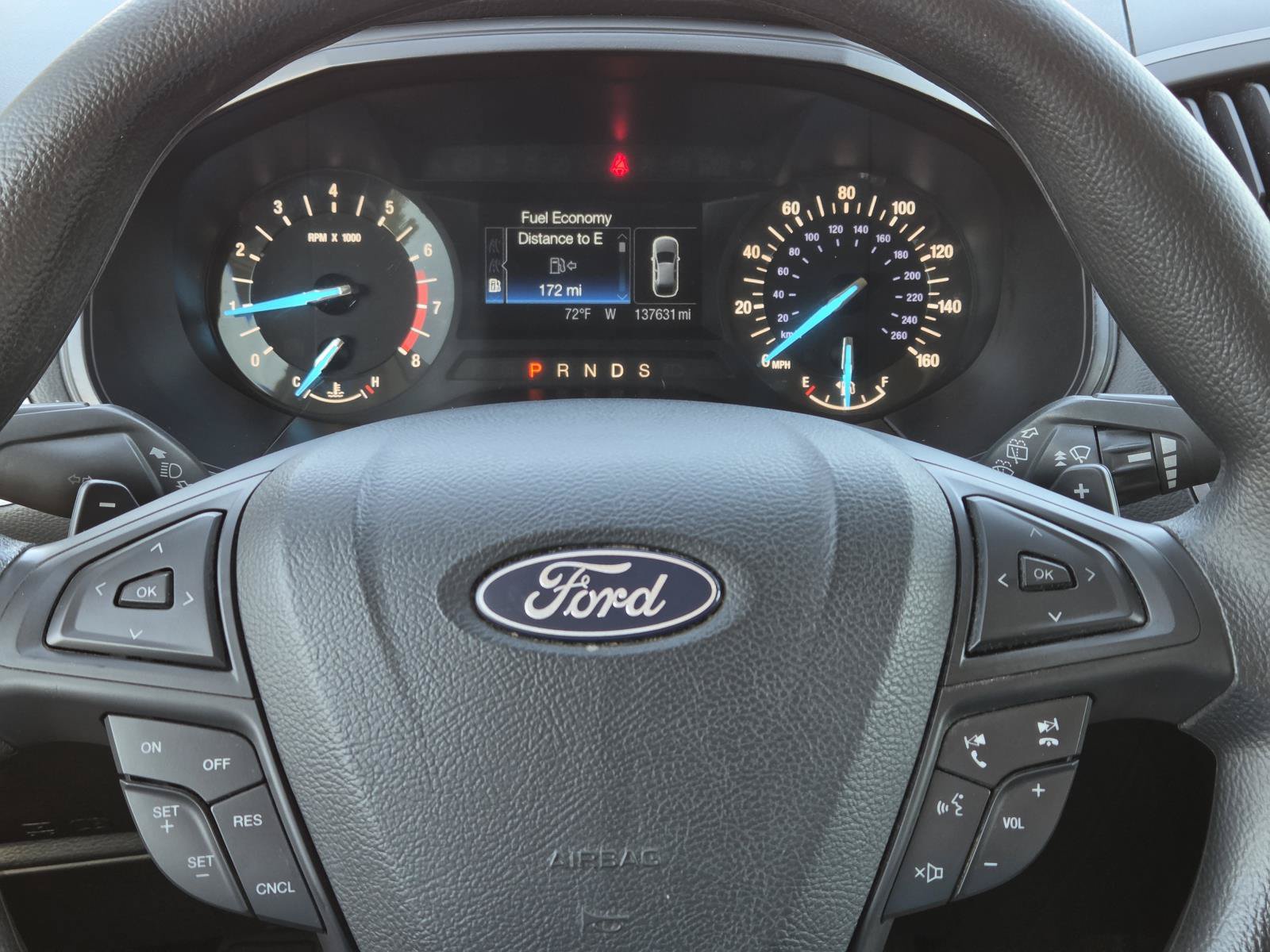 Used 2018 Ford Edge SE FWD image 19