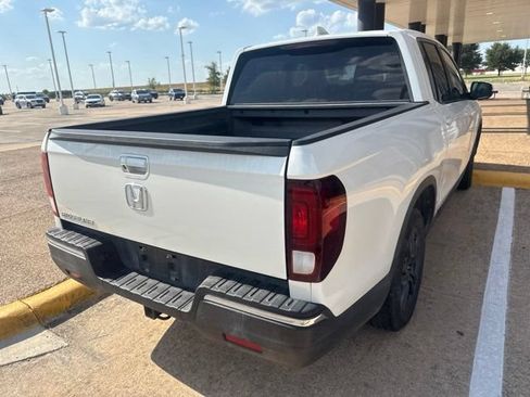 Used 2019 Honda Ridgeline Sport image 7