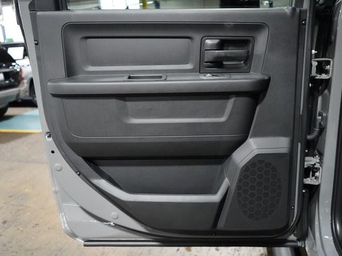 New 2027 RAM 2500 Tradesman AWD/4WD image 17