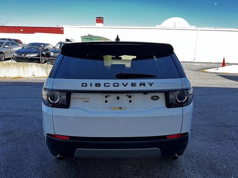 Used 2018 Land Rover Discovery Sport HSE image 9