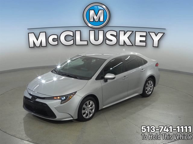 Used 2025 Toyota Corolla LE FWD image 1