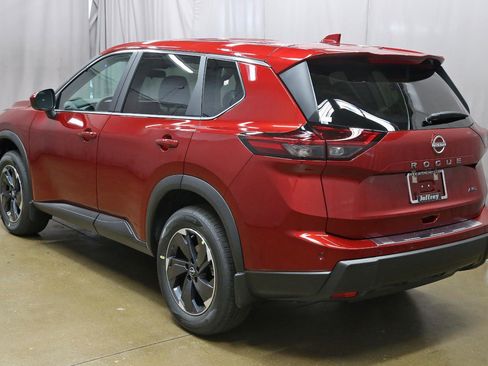 New 2026 Nissan Rogue SV image 16