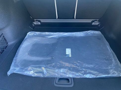 Certified 2023 Mercedes-Benz C 300 4MATIC Sedan image 19