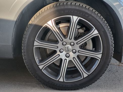 Used 2019 Volvo XC60 T6 Inscription AWD/4WD image 5