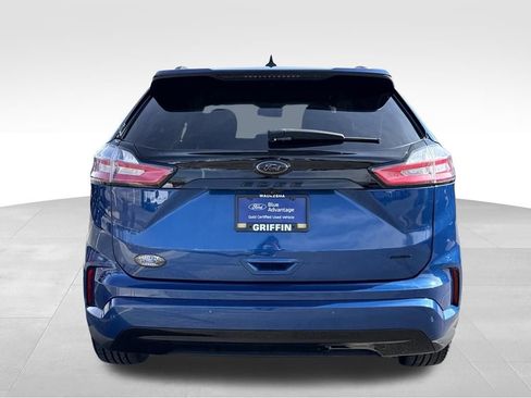 Certified 2022 Ford Edge SE w/ Black Appearance Package image 7