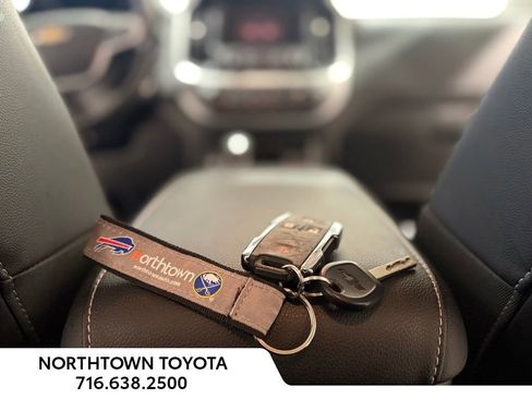 Used 2022 Chevrolet Colorado ZR2 image 37