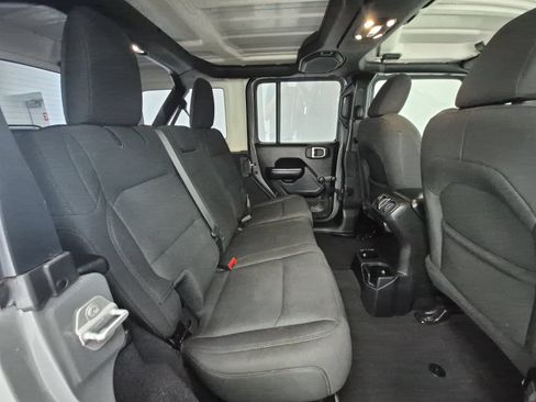 Used 2021 Jeep Wrangler Unlimited Sport AWD/4WD image 22