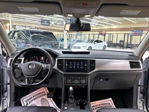 Used 2019 Volkswagen Atlas SE image 32