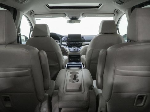 New 2026 Honda Odyssey EX-L image 10