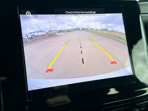 Used 2025 Jeep Grand Cherokee L Altitude image 13