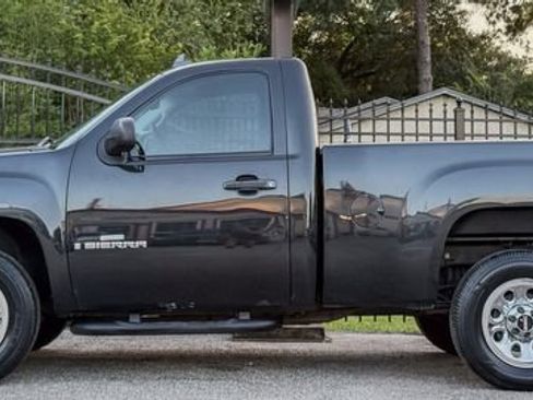 Used 2009 GMC Sierra 1500 W/T w/ SL Package RWD image 3
