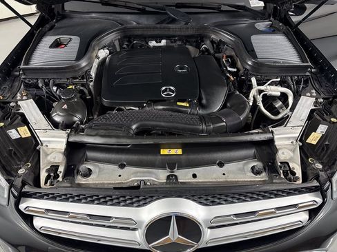Used 2020 Mercedes-Benz GLC 300 image 38