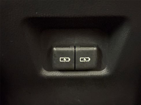 Certified 2022 Toyota RAV4 XLE image 34