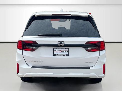 Used 2025 Honda Odyssey Sport-L image 6