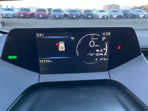 Used 2025 Toyota Prius LE image 14