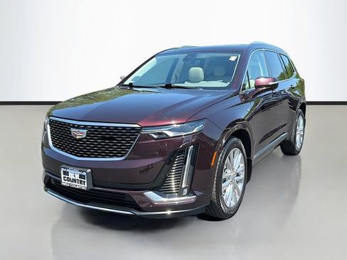 Used 2021 Cadillac XT6 Premium Luxury AWD/4WD image 3